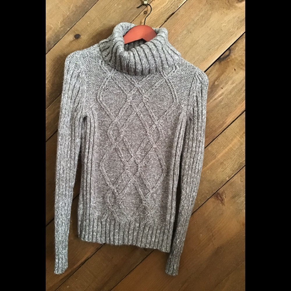 St.Johns Bay knitted sweater turtle neck size S
